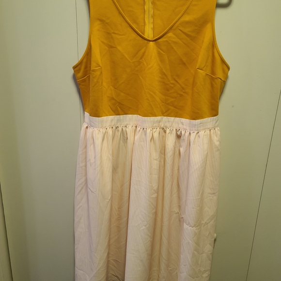 ModCloth Golden Yellow Top with Zipper - Picture 2 of 4